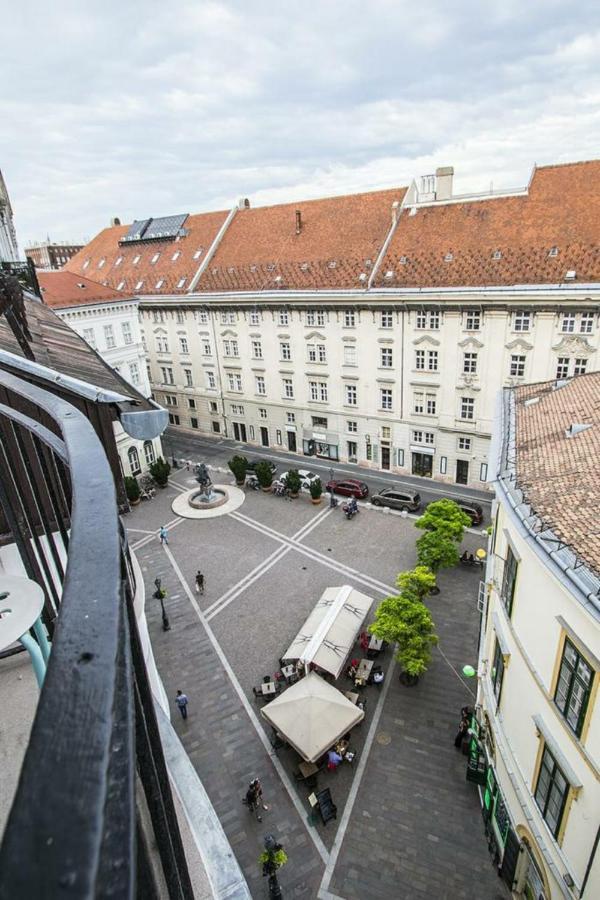 Pedestrian Apartment, The Best Location Budapest Exterior foto